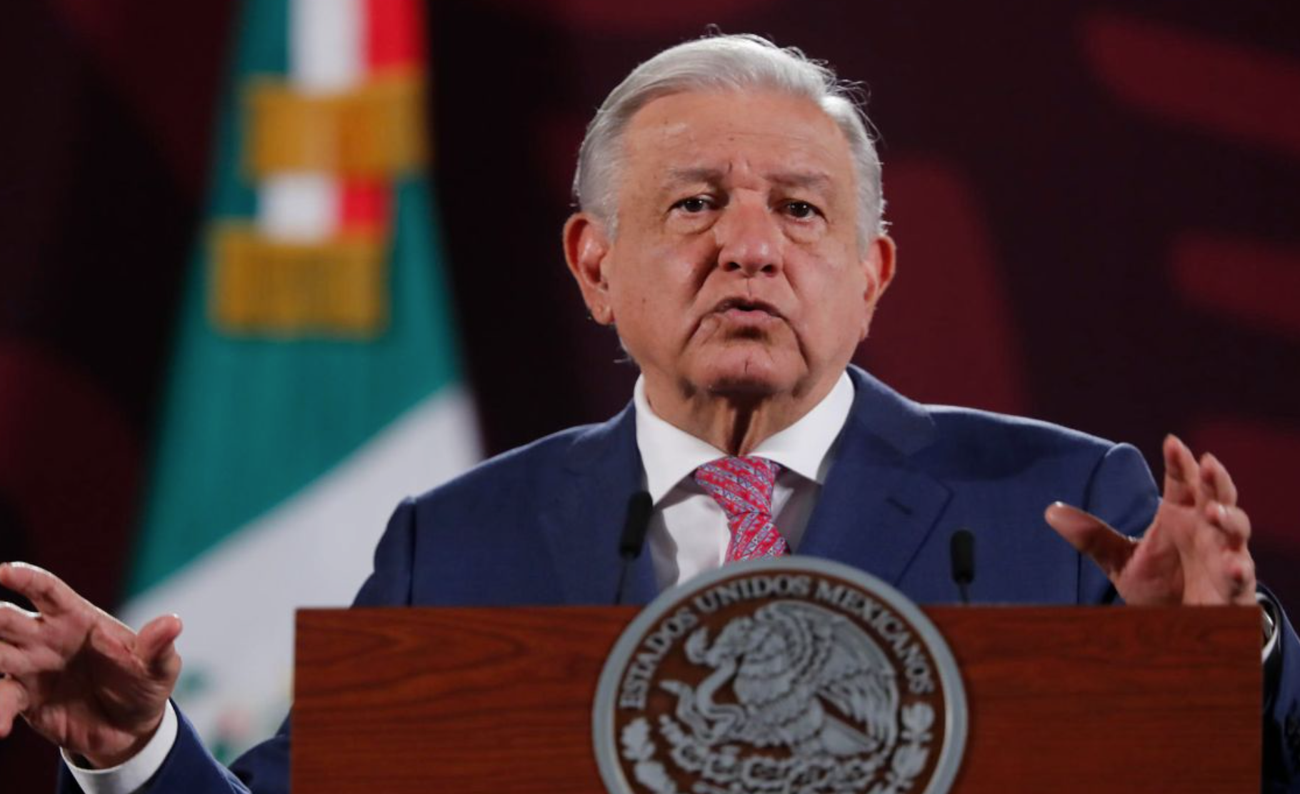 López Obrador recomienda a Sheinbaum mantener una “buena vecindad” con EU